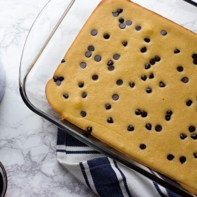 Meal prep your keto pancakes with this easy baked keto pancake. Buttery, sweet, and low in carbs, this baked pancake is ideal for busy mornings. 