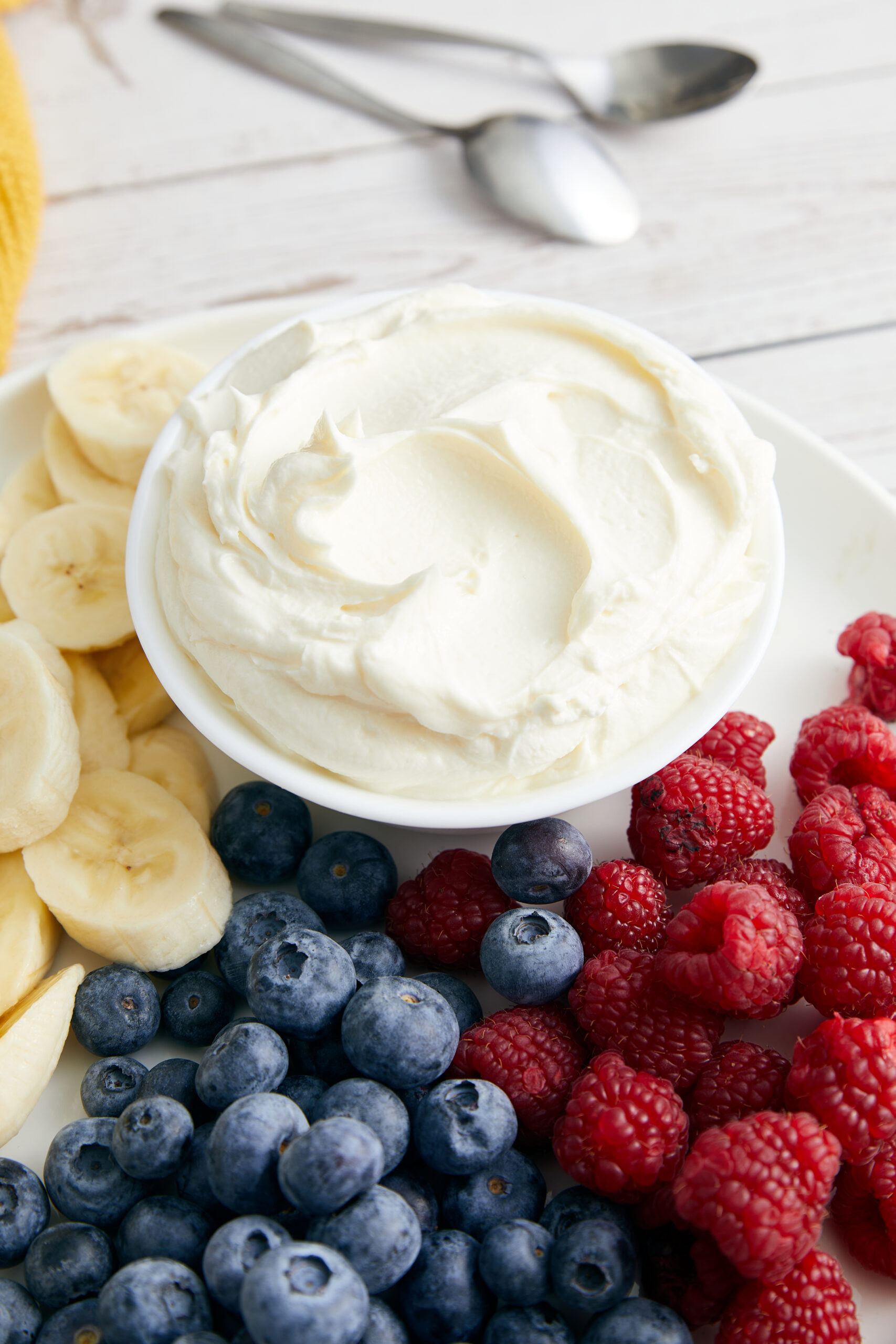 Cool Whip Fruit Dip - pepperporch