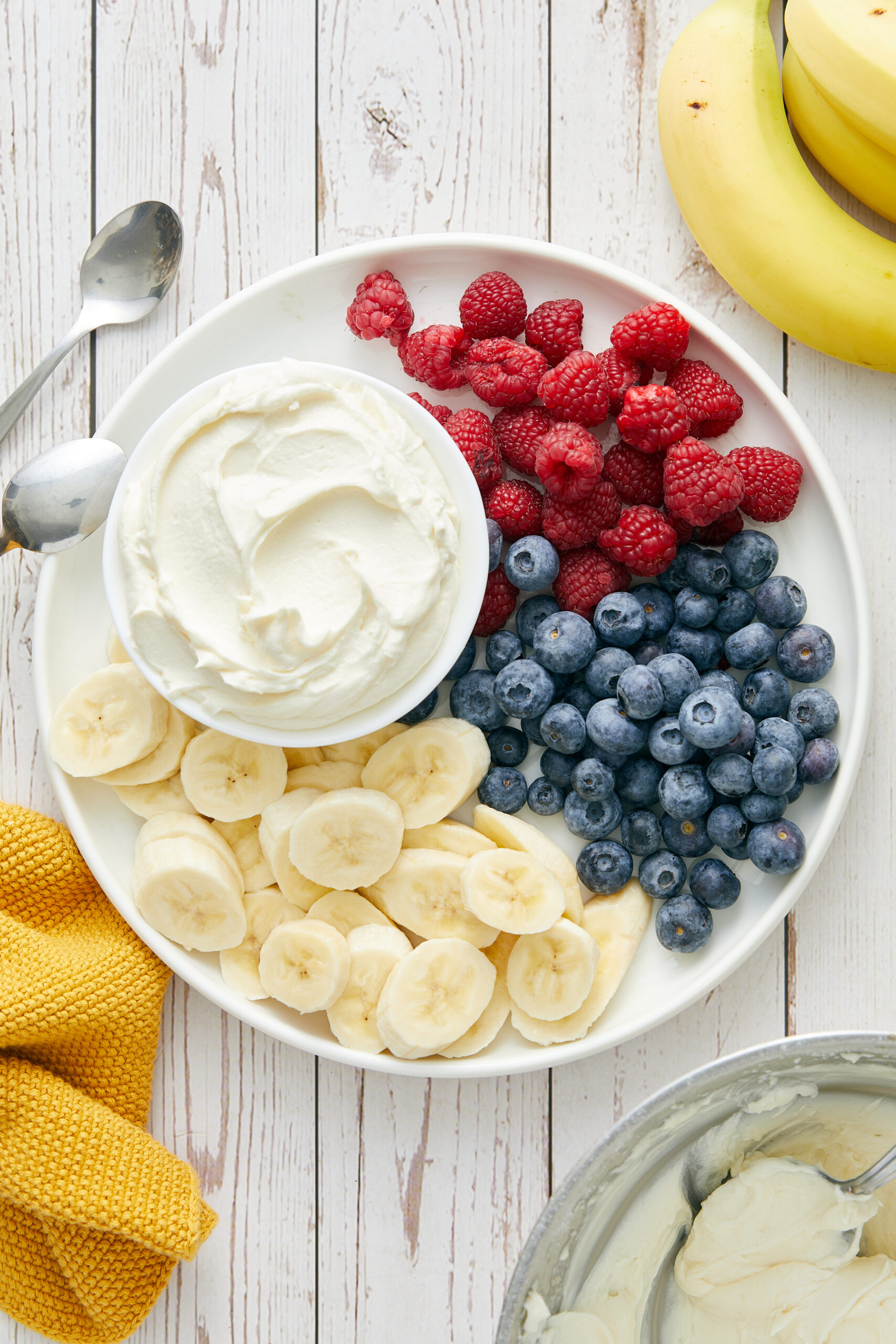 Cool Whip Fruit Dip - pepperporch